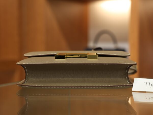 Constance 1-24 Epsom Etoupe GHW