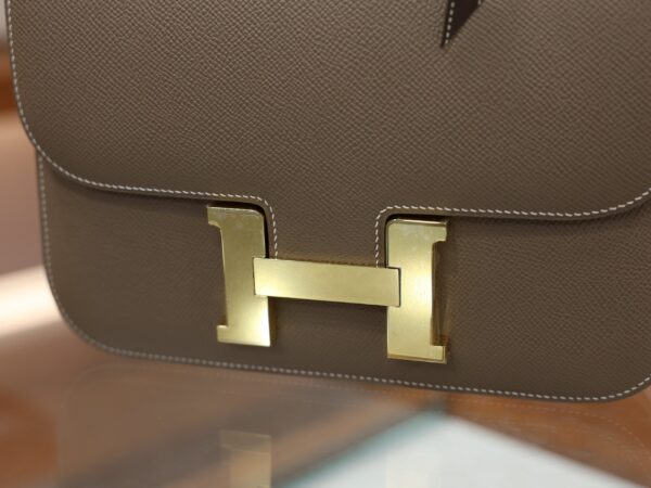 Constance 1-24 Epsom Etoupe GHW