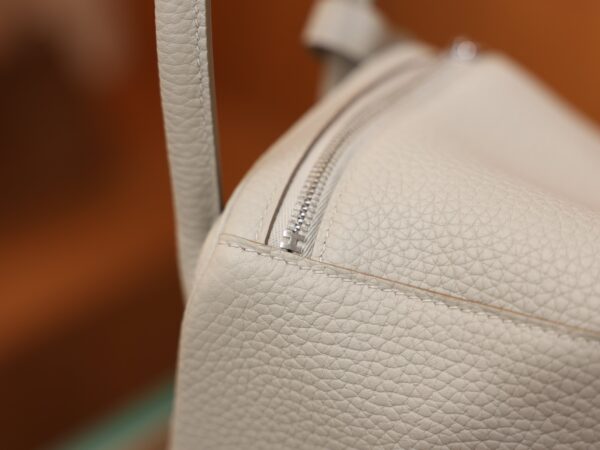 Lindy 26 Clemence Gris Perle PHW