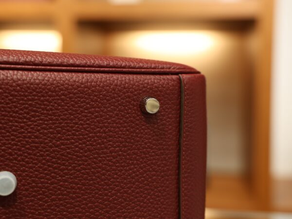Lindy 26 Clemence Rouge H PHW