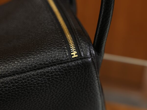 Lindy 26 Clemence Black GHW
