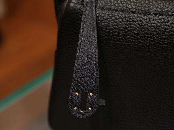 Lindy 26 Clemence Black GHW