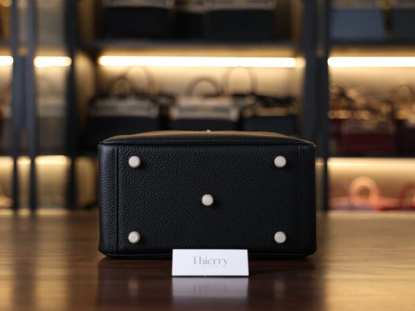 Lindy 26 Clemence Black GHW