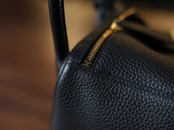 Lindy 26 Clemence Black GHW