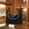 Lindy 26 Clemence Black PHW