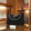 Lindy 26 Clemence Black PHW