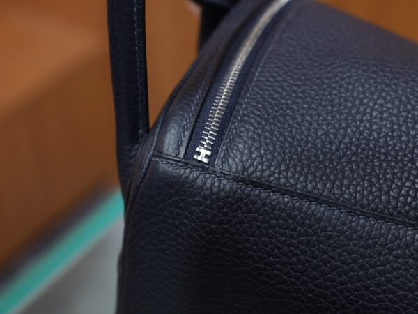 Lindy 26 Clemence Bleu Nuit PHW