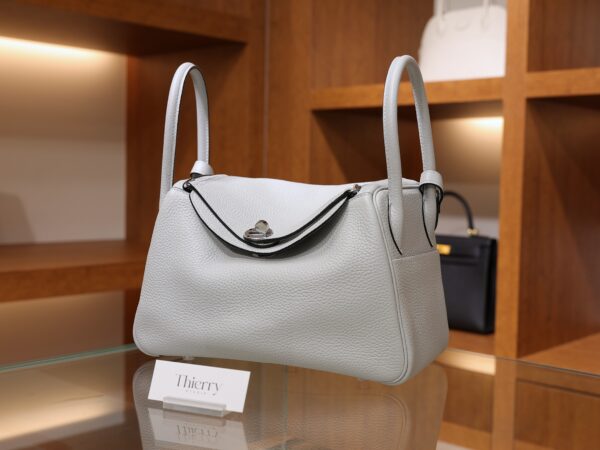 Lindy 26 Clemence Bleu Pale PHW