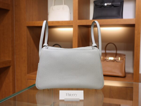 Lindy 26 Clemence Bleu Pale PHW