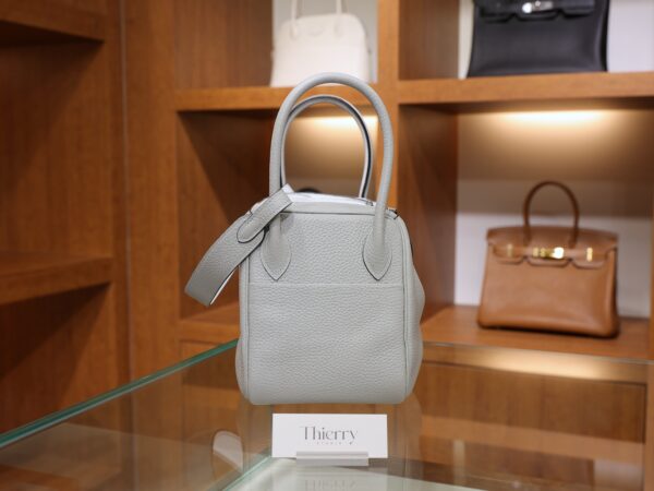 Lindy 26 Clemence Bleu Pale PHW
