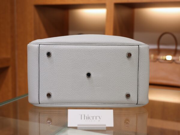 Lindy 26 Clemence Bleu Pale PHW