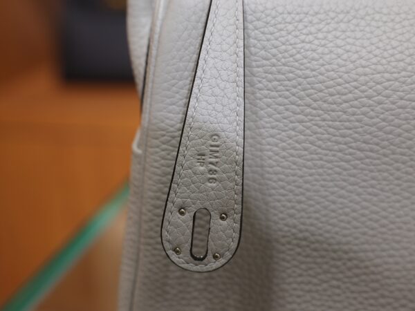 Lindy 26 Clemence Bleu Pale PHW