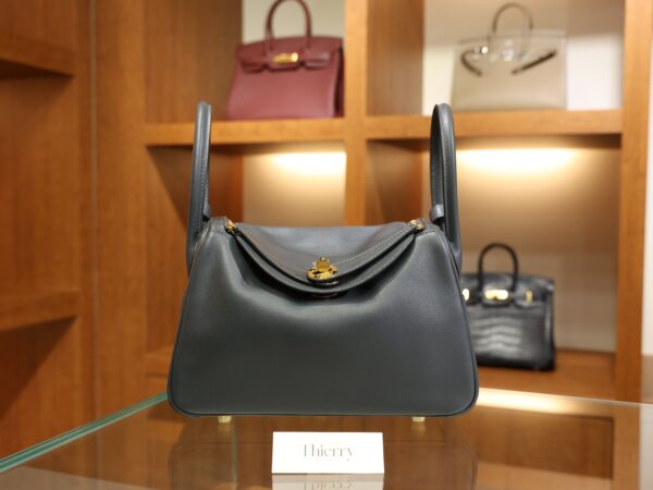 Lindy 26 Swift Gris Misty & Black GHW