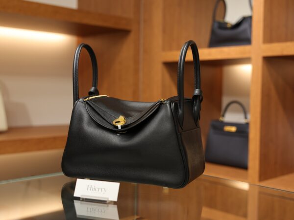 Lindy 26 Swift Black GHW