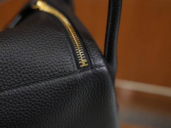 Lindy 30 Clemence Black GHW