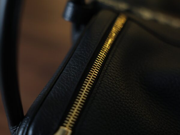Lindy 30 Clemence Black GHW