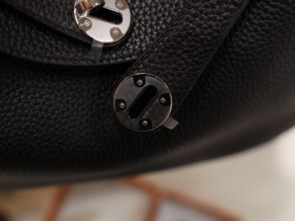 Lindy 30 Clemence Black PHW