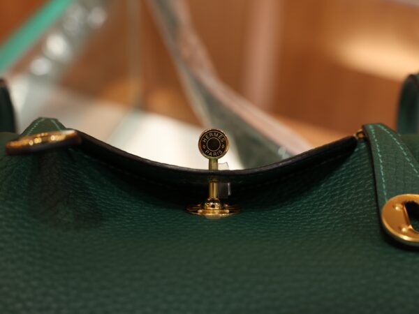 Mini Lindy Clemence Malachite GHW
