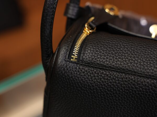 Mini Lindy Clemence Black GHW