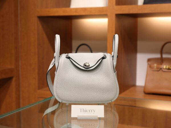 Mini Lindy Clemence Bleu Pale PHW