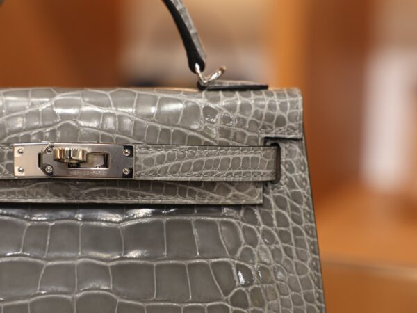 Mini Kelly Shiny Alligator Gris Ciment PHW