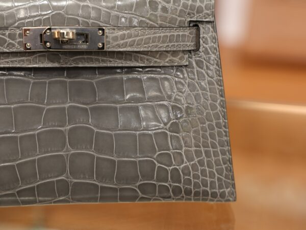 Mini Kelly Shiny Alligator Gris Ciment PHW