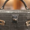 Mini Kelly Shiny Alligator Gris Ciment PHW