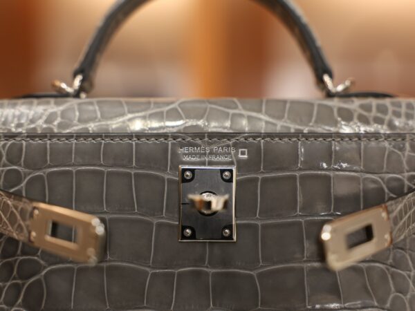 Mini Kelly Shiny Alligator Gris Ciment PHW