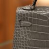 Mini Kelly Shiny Alligator Gris Ciment PHW