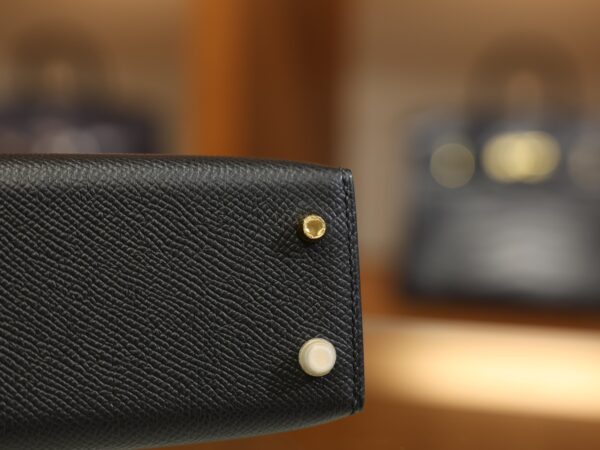 Mini Kelly Epsom Black GHW