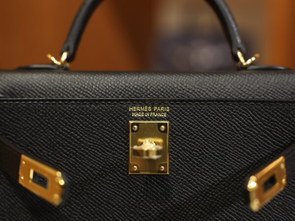 Mini Kelly Epsom Black GHW