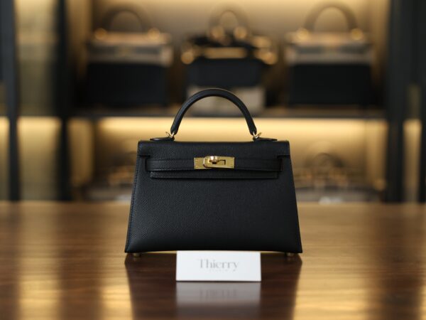 Mini Kelly Epsom Black GHW