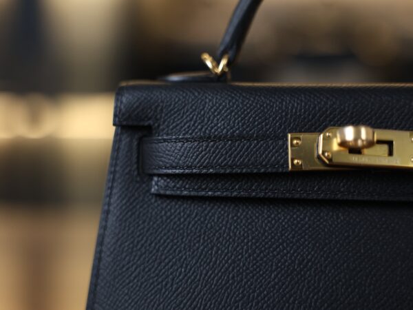 Mini Kelly Epsom Black GHW