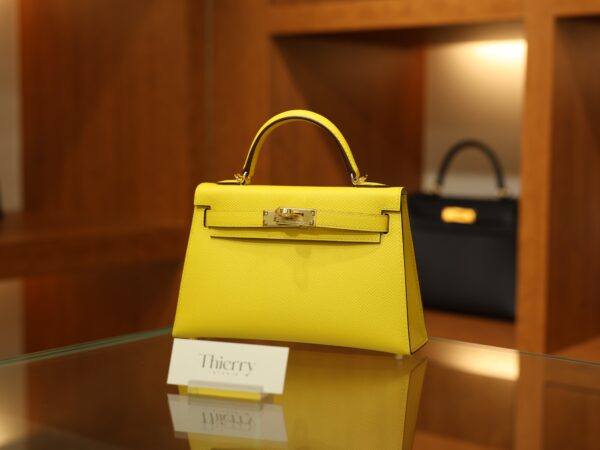 Mini Kelly Epsom Jaune de Naples GHW