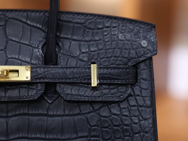 Birkin 25 Matte Alligator Bleu Saphir GHW