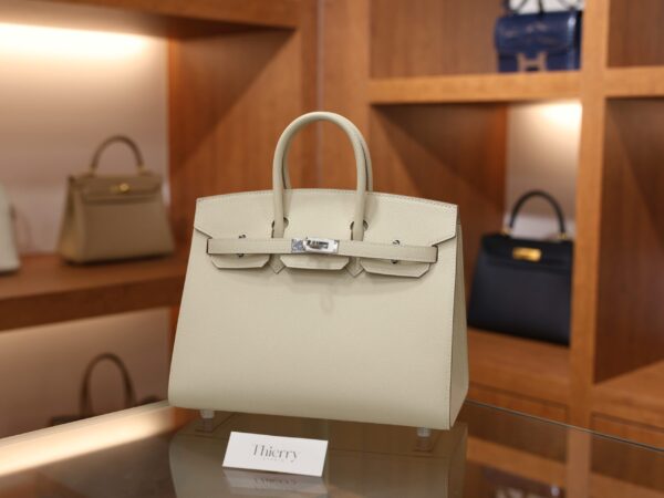 버킨 25 앱송 셀리에 끄레 은장 001_139A6824_0283788e-6dfe-4039-b400-ab204a096e98 Birkin 25 Epsom Sellier Craie PHW