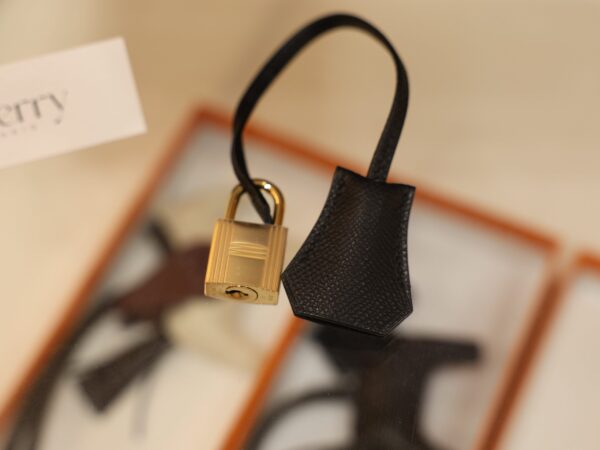Birkin 25 Epsom Sellier Black GHW