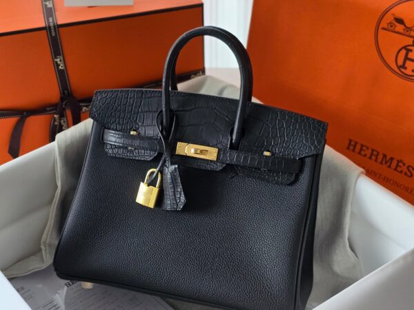 버킨 25 터치 매트 블랙 금장 001_20240719_131929 Birkin 25 Touch Matte Black GHW