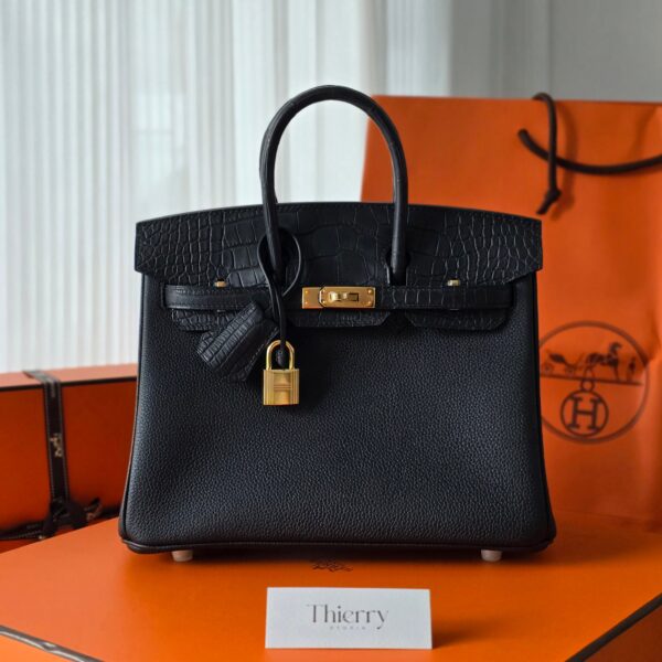 Birkin 25 Touch Matte Black GHW