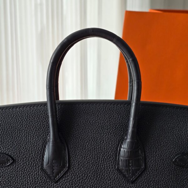 Birkin 25 Touch Matte Black GHW