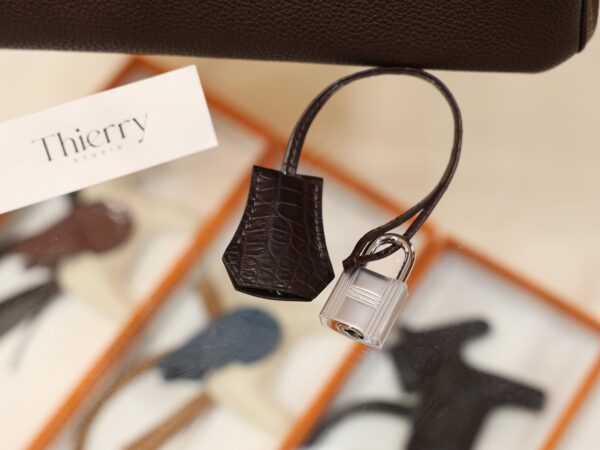 Birkin 25 Touch Matte Chocolate PHW