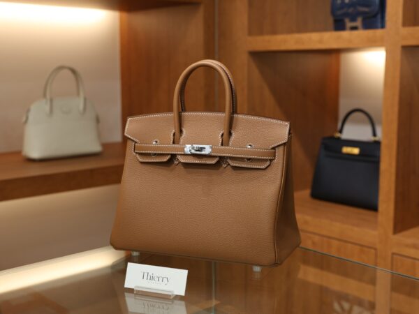 버킨 25 토고 골드 은장 001_139A8678_937136ce-8eab-446d-a704-8c182d3a29f2 Birkin 25 Togo Gold PHW