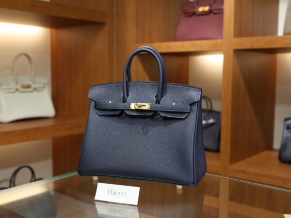 버킨 25 토고 블루뉘 금장 001_139A3692 Birkin 25 Togo Bleu Nuit GHW