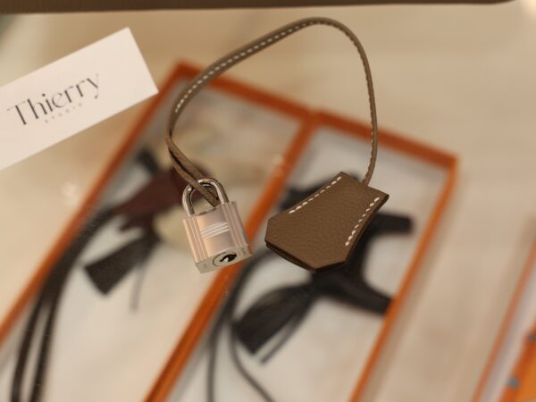 Birkin 30 Togo Etoupe PHW