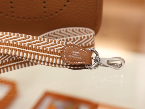 Evelyne Mini Clemence Gold PHW