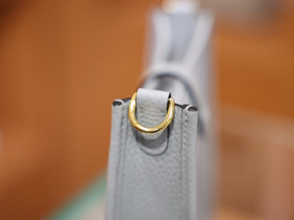 Evelyne Mini Clemence Bleu Glacier GHW