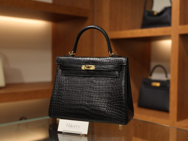 Kelly 25 Matte Porosus Black GHW