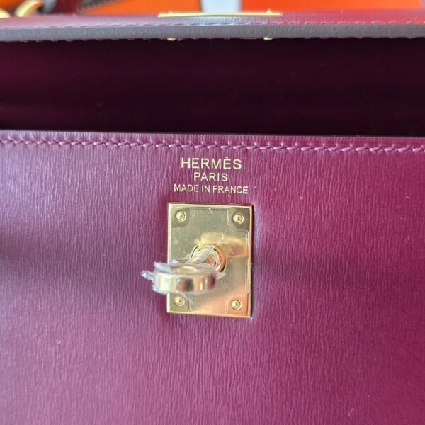 Kelly 25 Box Sellier Bordeaux GHW