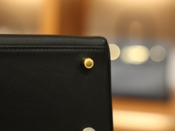 Kelly 25 Swift Black GHW