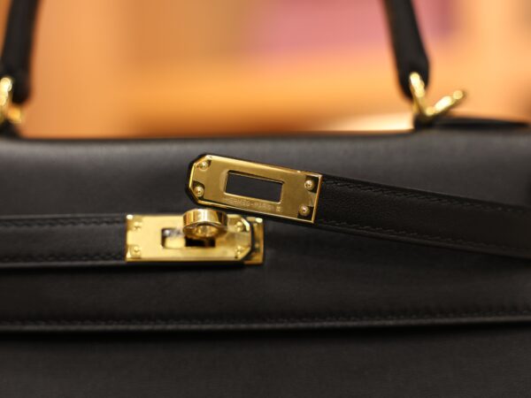 Kelly 25 Swift Black GHW